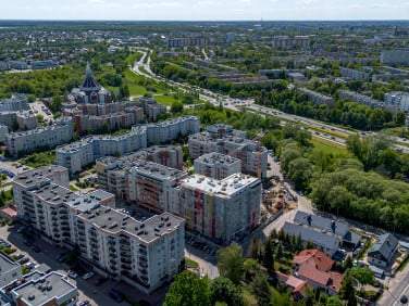Mieszkanie blok mieszkalny nad rzeką