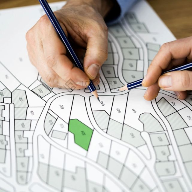 Działka usługowa Warszawa