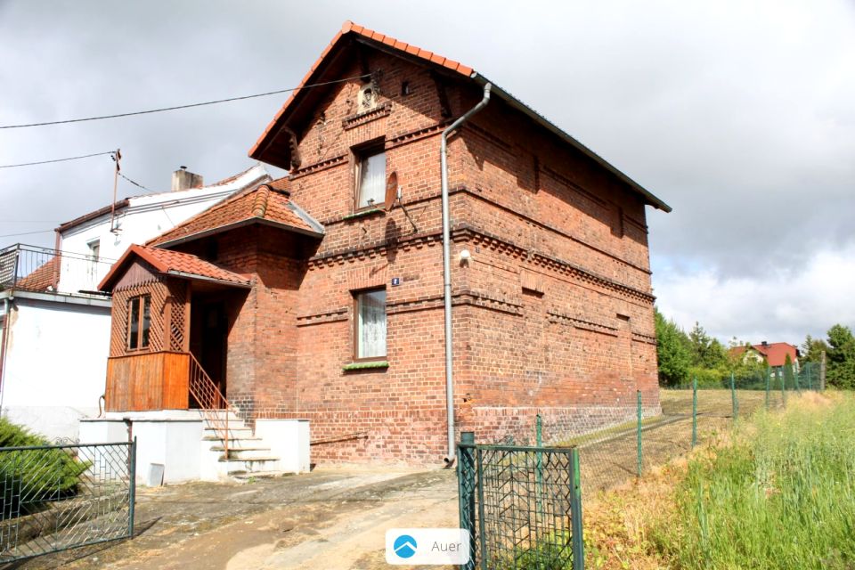 Dom Długomiłowice