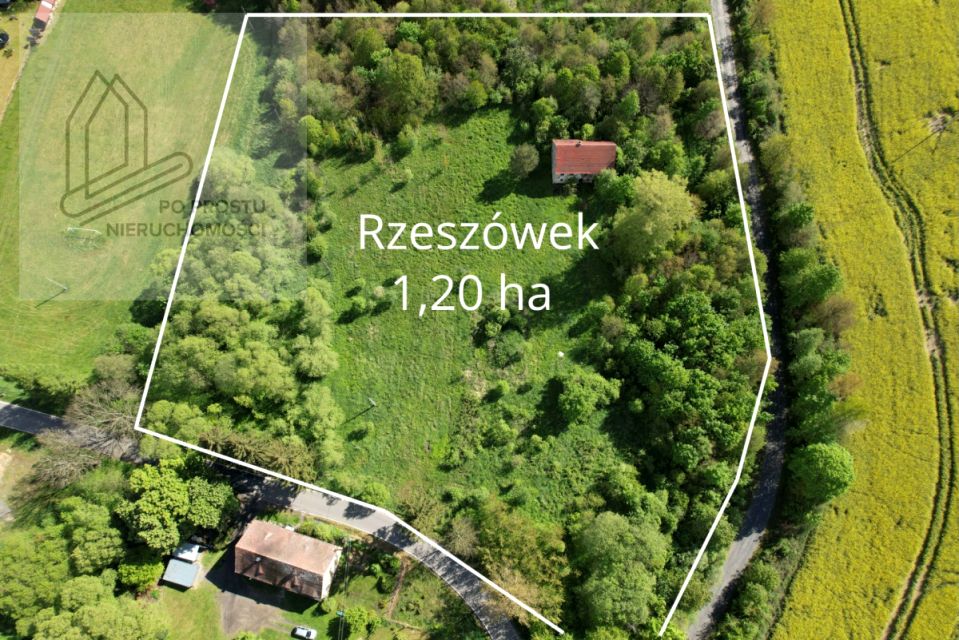 Działka budowlana Rzeszówek