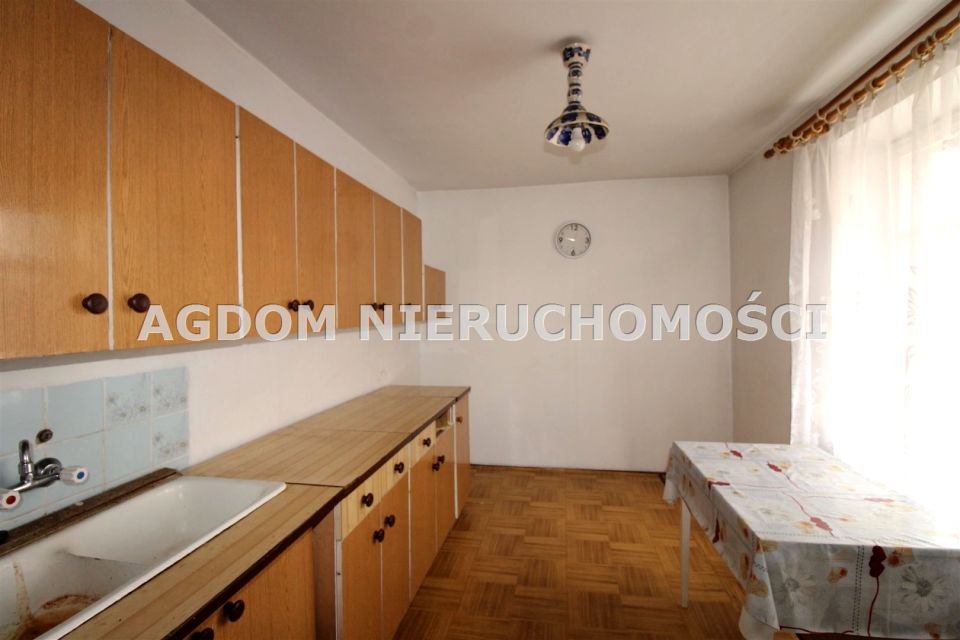 Dom z garażem