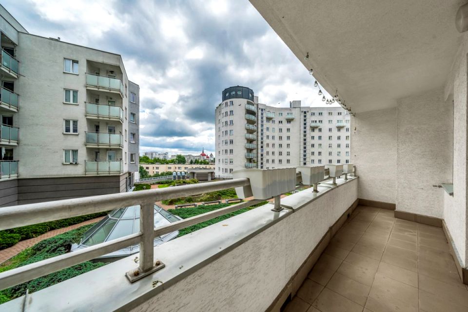 Mieszkanie blok mieszkalny sprzedaż