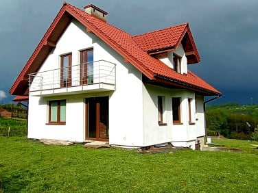 Dom z garażem