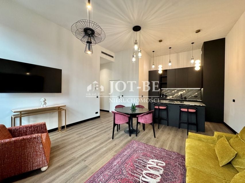 Mieszkanie apartamentowiec nad rzeką