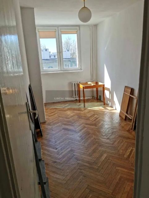 Mieszkanie blok mieszkalny Warszawa