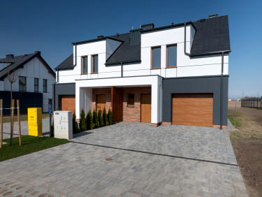 Dom z garażem