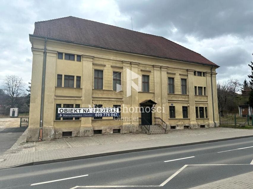 Budynek użytkowy Świebodzice