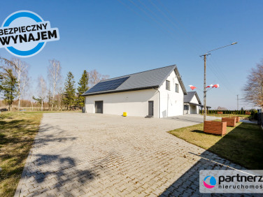 Dom z parkingiem
