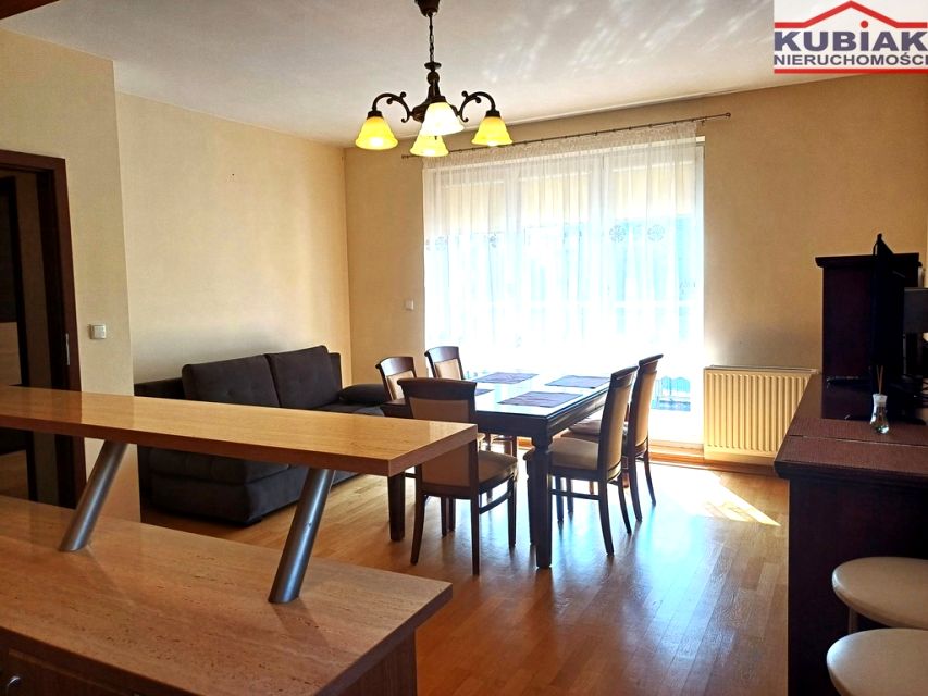 Mieszkanie blok mieszkalny przy lesie