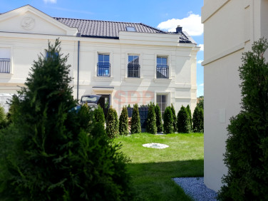Dom Mokronos Górny