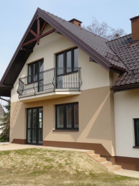 Dom Niepołomice