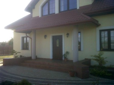 Dom Białobrzegi