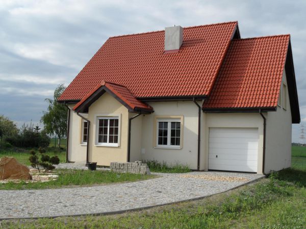 Dom z garażem