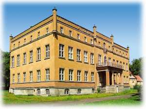 Budynek użytkowy Dąbroszyn