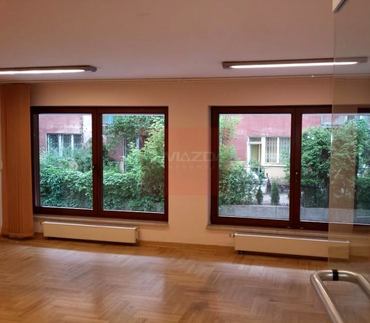 Budynek użytkowy Warszawa