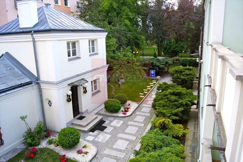 Budynek użytkowy Warszawa