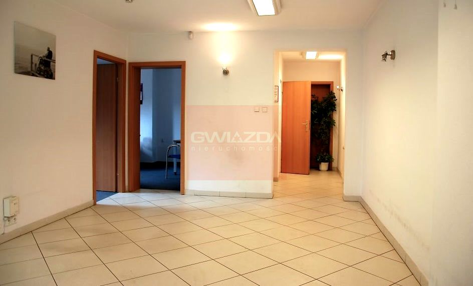 Budynek użytkowy Warszawa