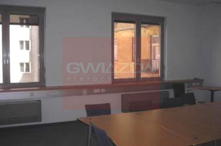 Budynek użytkowy Warszawa