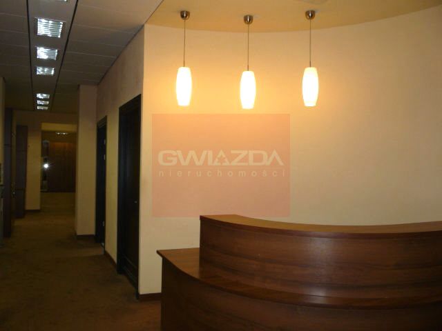 Budynek użytkowy Warszawa