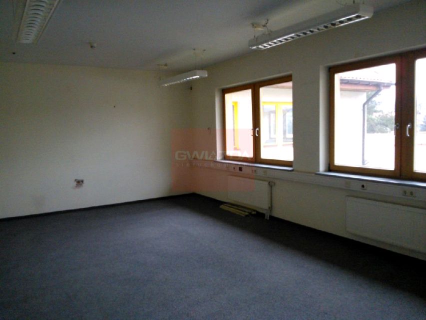 Budynek użytkowy Warszawa