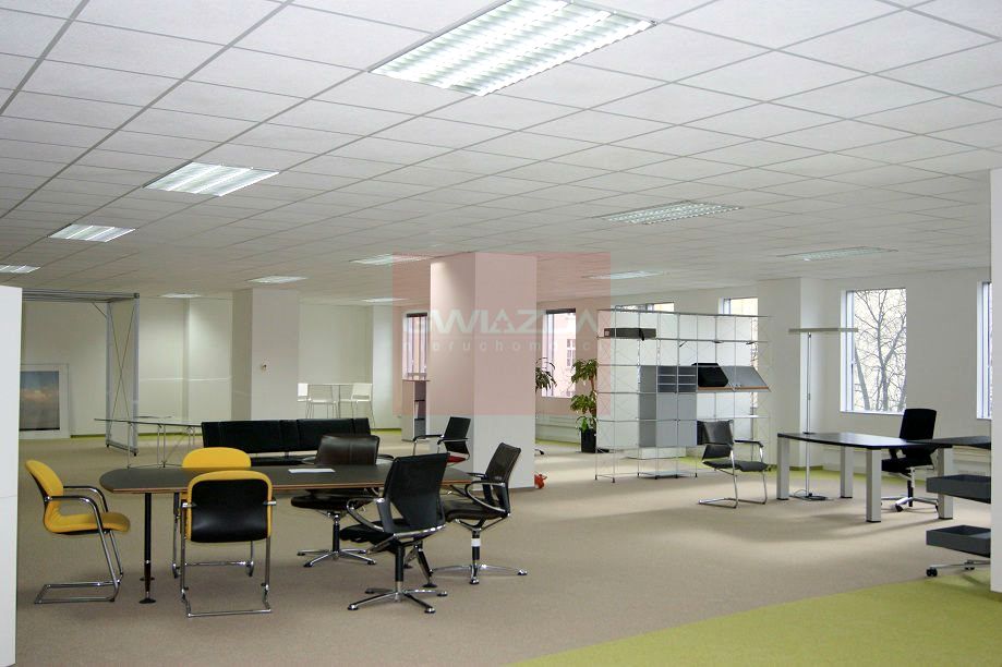 Budynek użytkowy Warszawa