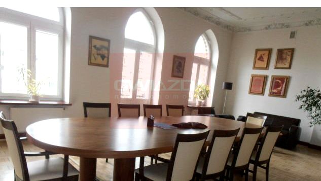 Budynek użytkowy Warszawa