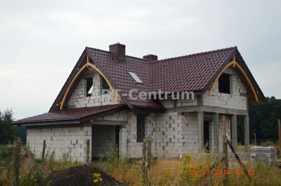 Dom z garażem