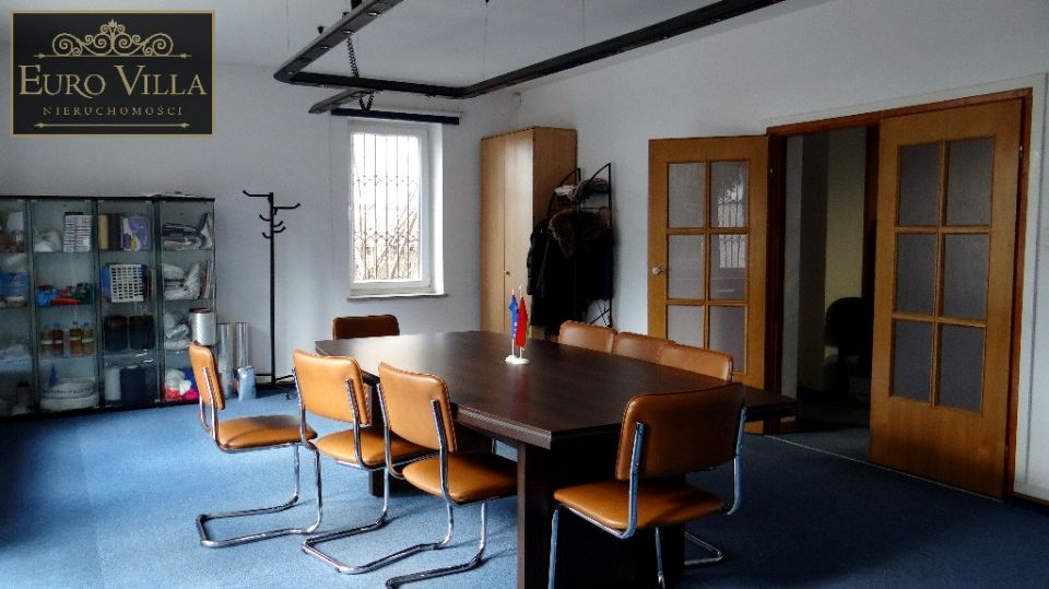 Budynek użytkowy Warszawa