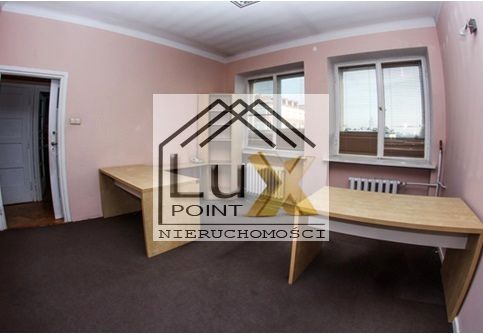 Budynek użytkowy Warszawa