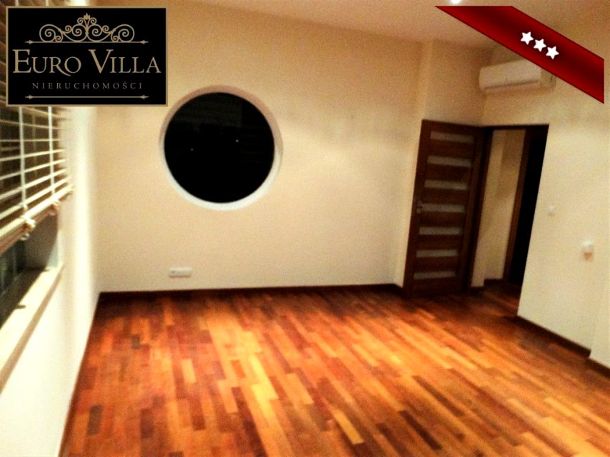 Budynek użytkowy Warszawa