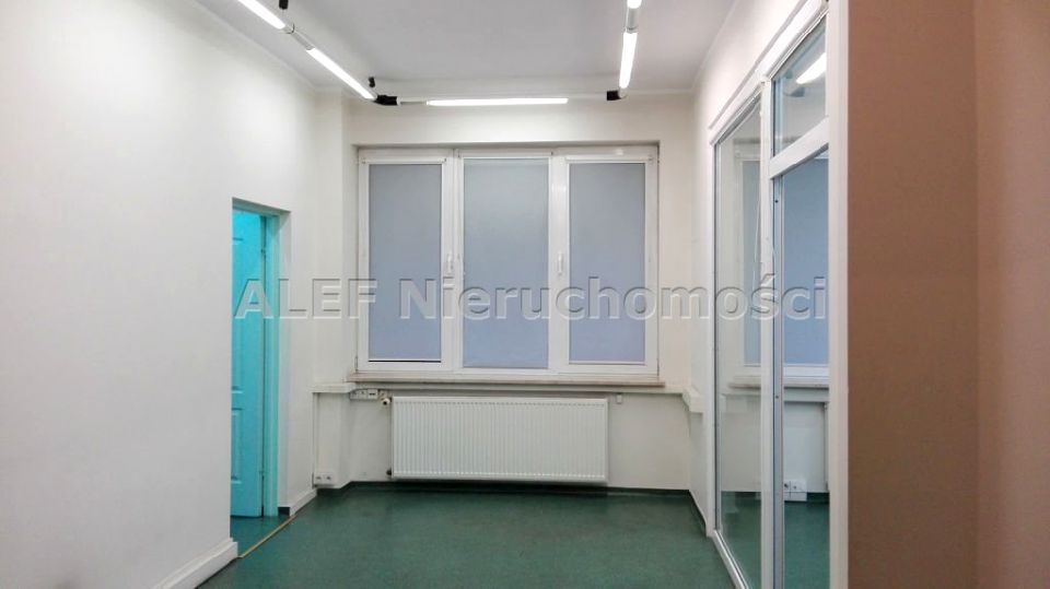 Budynek użytkowy Warszawa