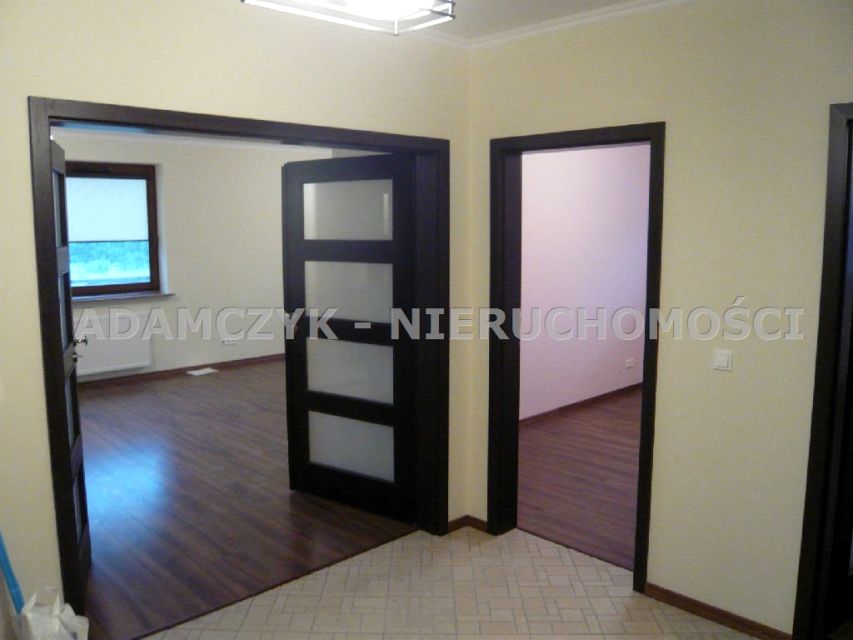 Budynek użytkowy Warszawa