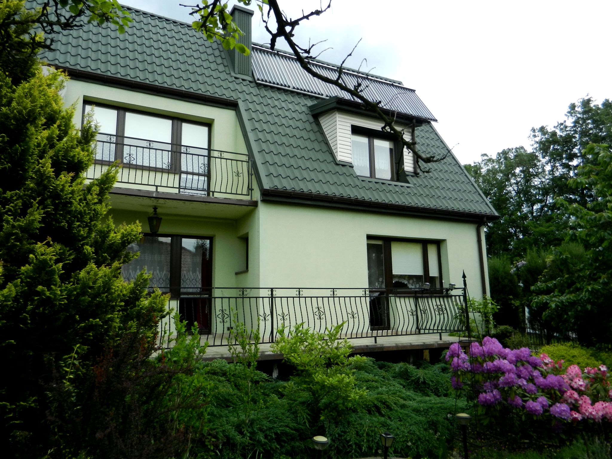 Domy Na Sprzedaż W Piotrkowie Trybunalski Bez Pośredników Dom jednorodzinny 190 m² z garażem na sprzedaż ul. Dziewiarska