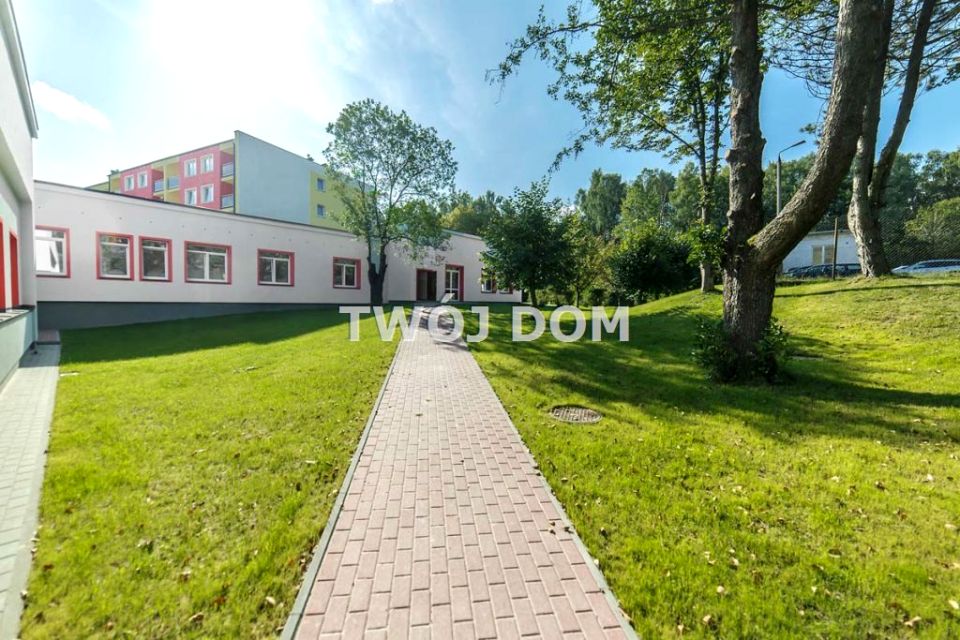 Mieszkanie blok mieszkalny przy lesie