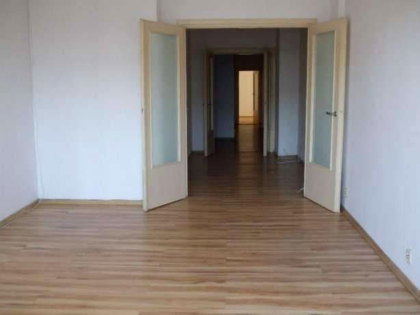 Budynek użytkowy Warszawa