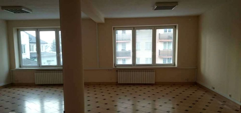 Budynek użytkowy Warszawa