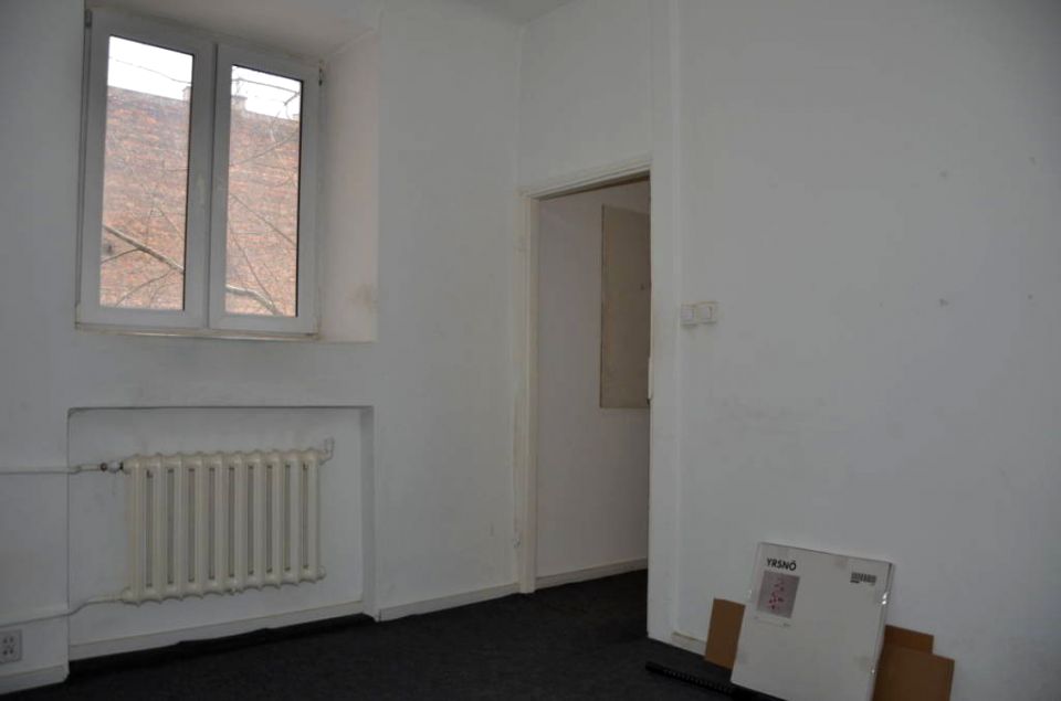 Budynek użytkowy Warszawa