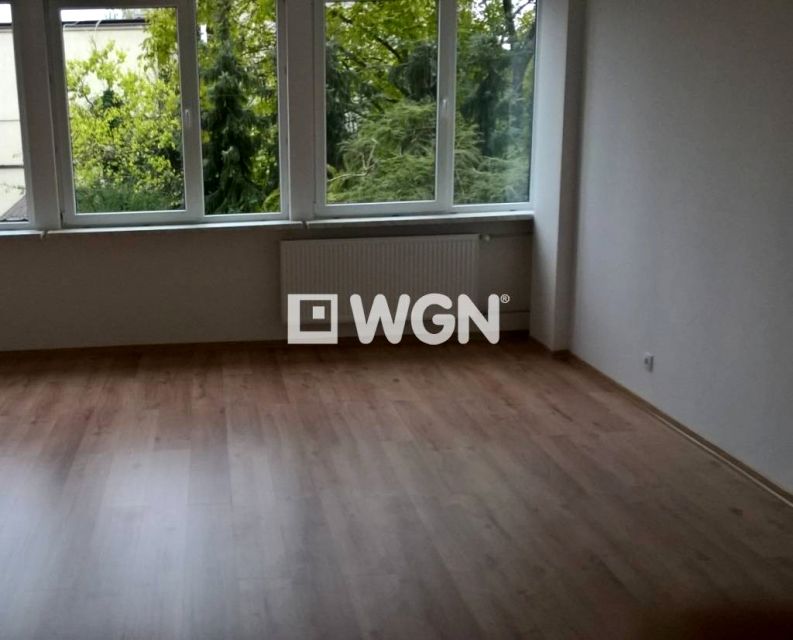 Budynek użytkowy Warszawa