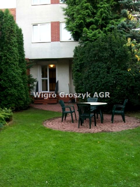 Dom z garażem