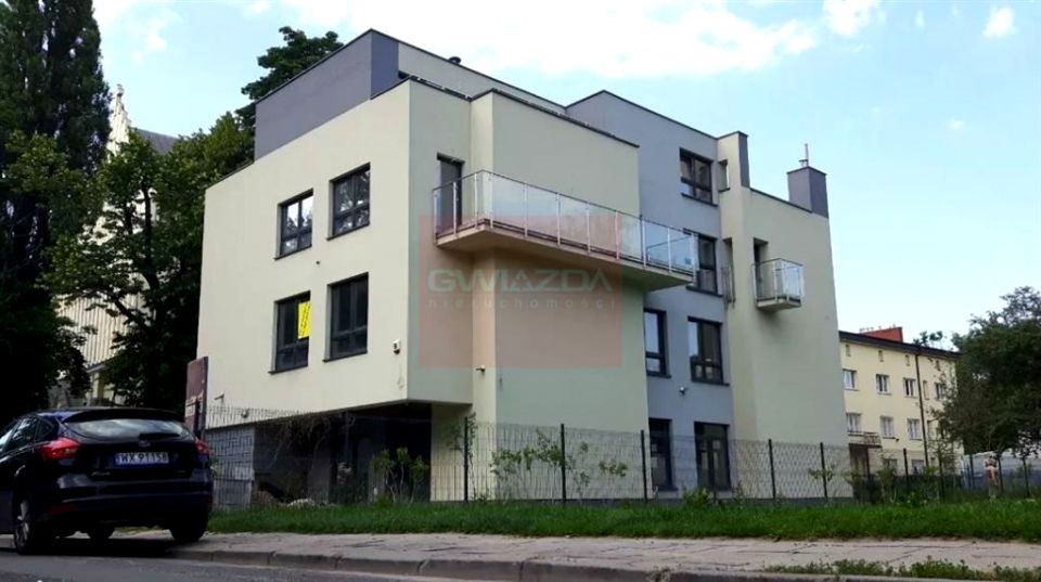 Budynek użytkowy Warszawa