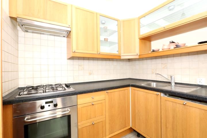 Mieszkanie blok mieszkalny Warszawa