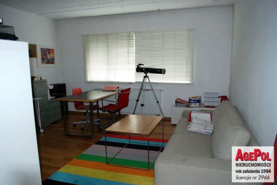 Budynek użytkowy Warszawa