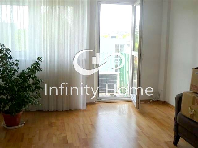 Mieszkanie blok mieszkalny Warszawa