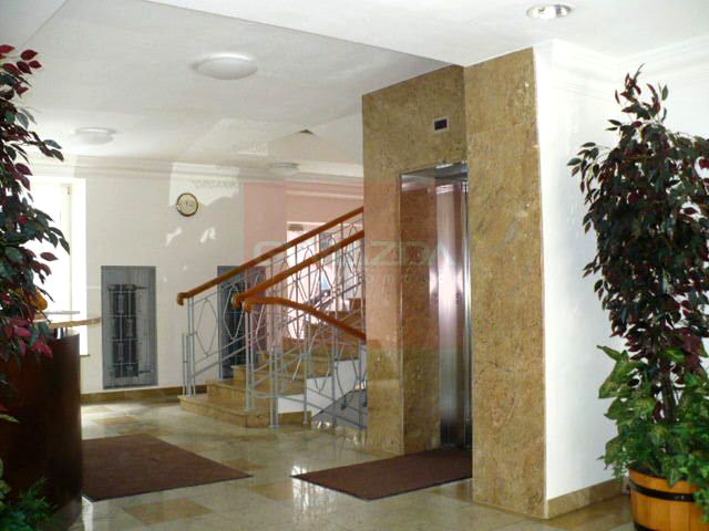 Budynek użytkowy Warszawa