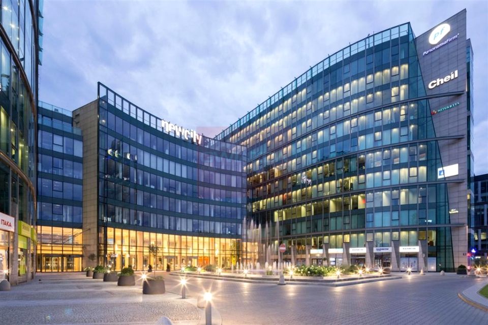 Budynek użytkowy Warszawa