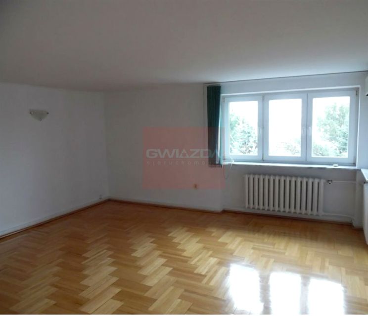 Budynek użytkowy Warszawa