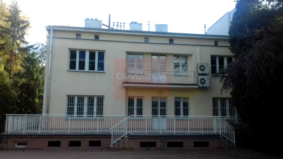 Budynek użytkowy Warszawa