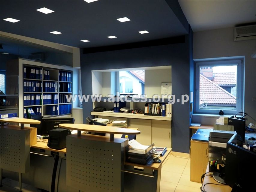 Budynek użytkowy Warszawa