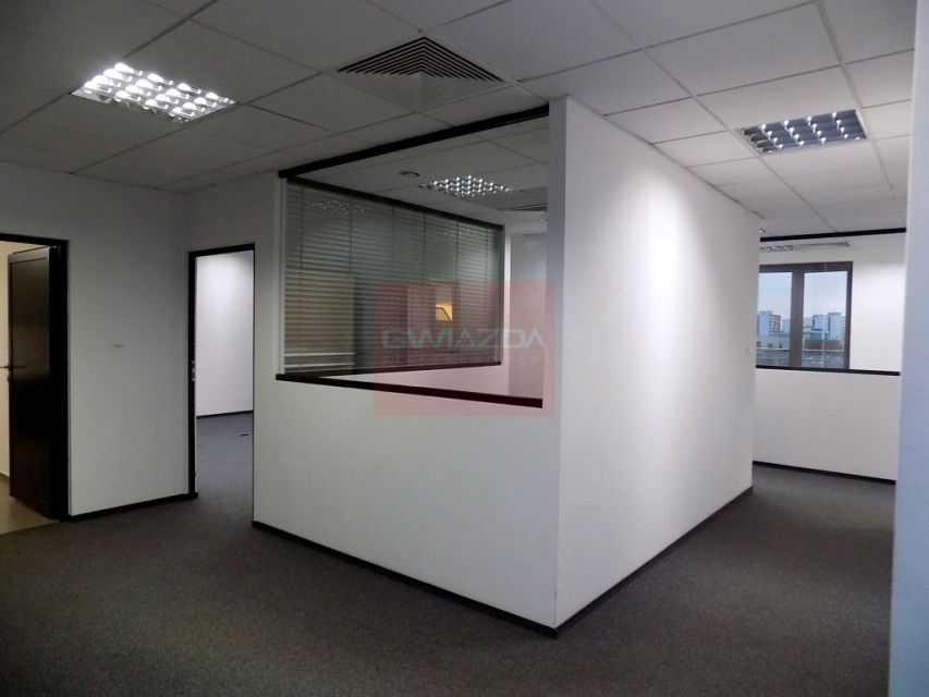 Budynek użytkowy Warszawa