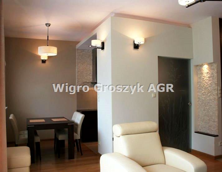 Mieszkanie blok mieszkalny Warszawa